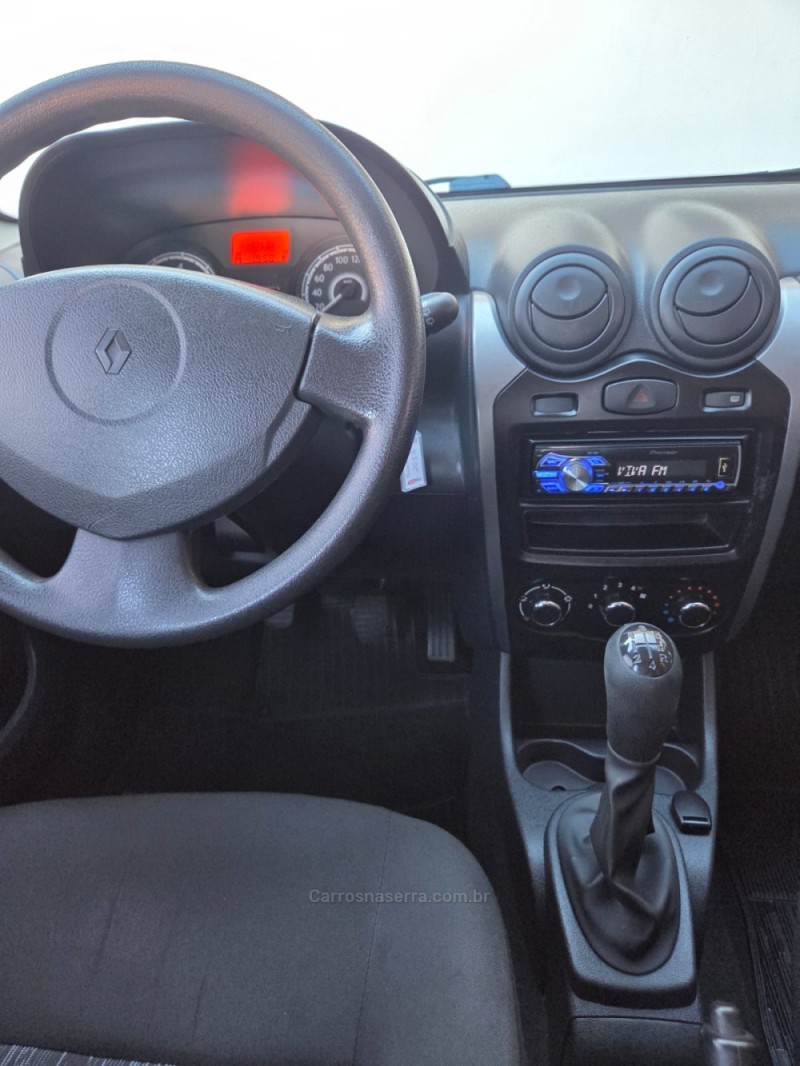 SANDERO 1.0 EXPRESSION 16V FLEX 4P MANUAL - 2013 - CAXIAS DO SUL