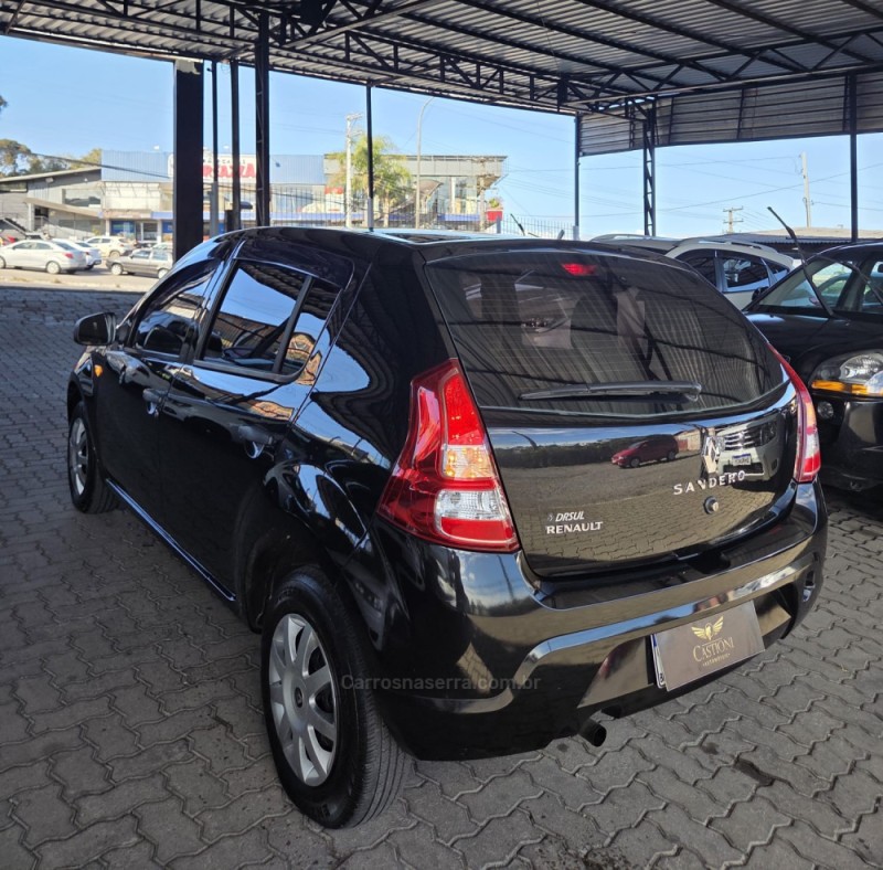 SANDERO 1.0 EXPRESSION 16V FLEX 4P MANUAL - 2013 - CAXIAS DO SUL