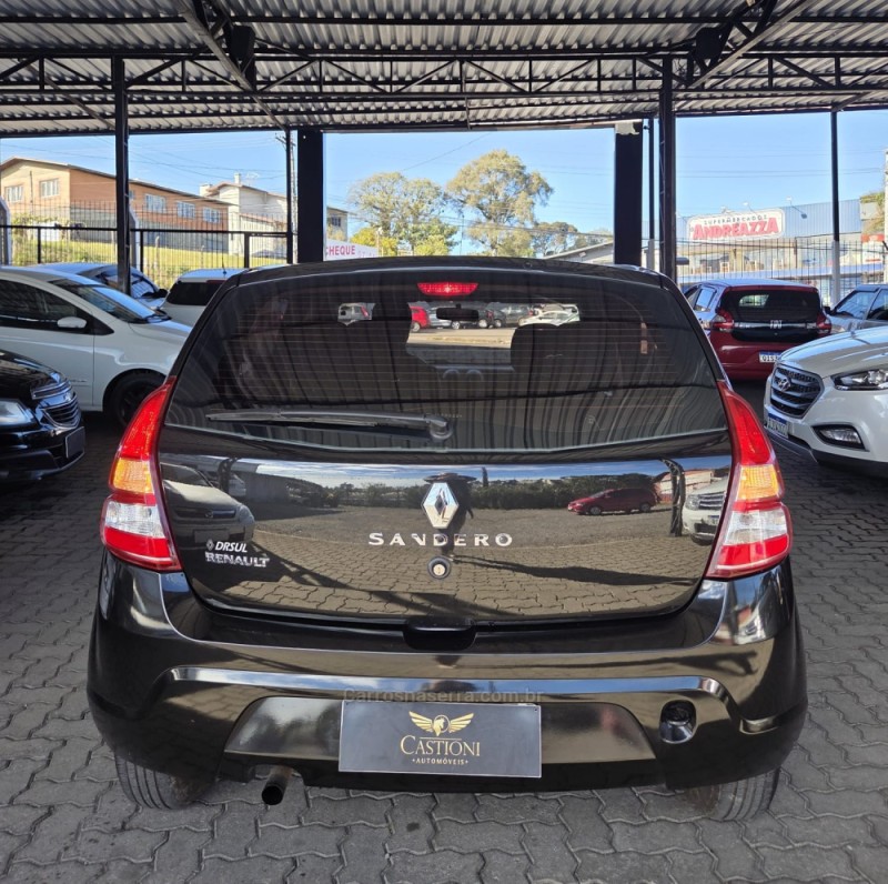 SANDERO 1.0 EXPRESSION 16V FLEX 4P MANUAL - 2013 - CAXIAS DO SUL