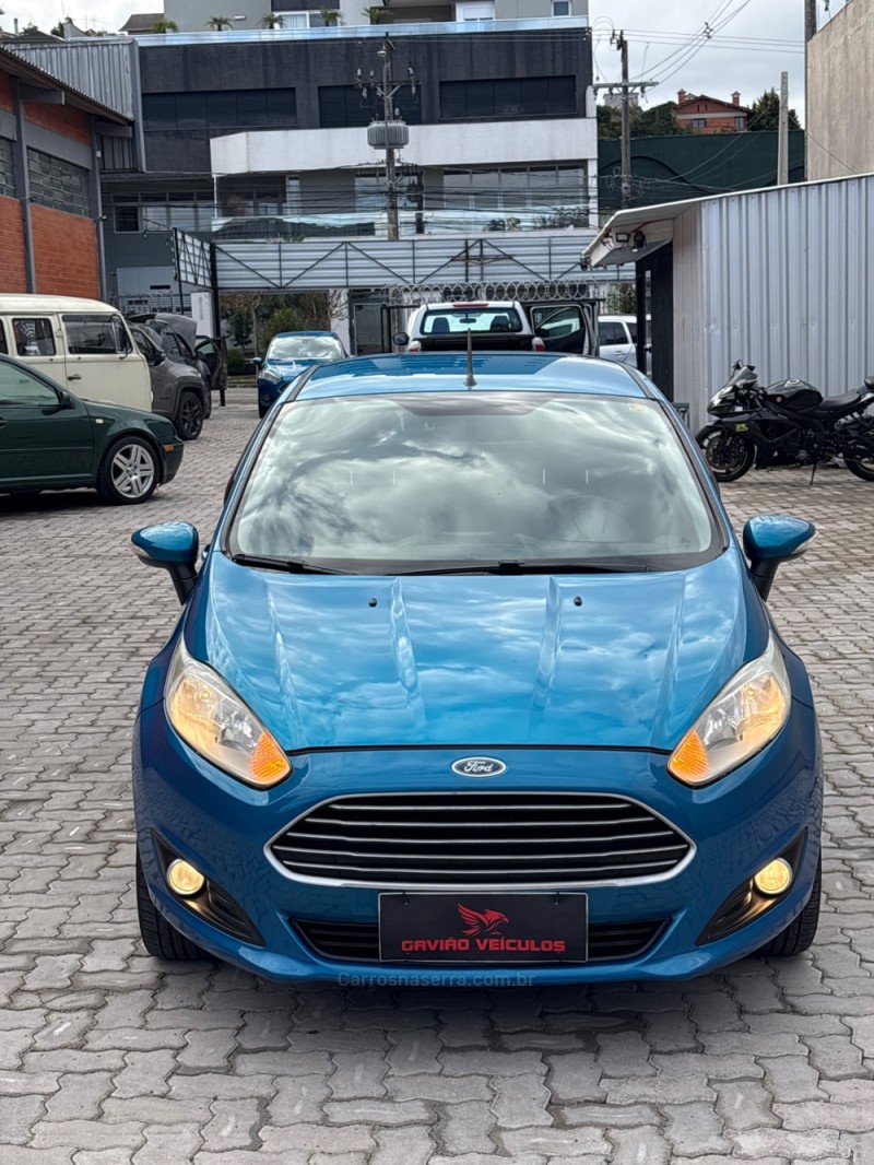 FIESTA 1.5 SE HATCH 16V FLEX 4P MANUAL - 2014 - CAXIAS DO SUL