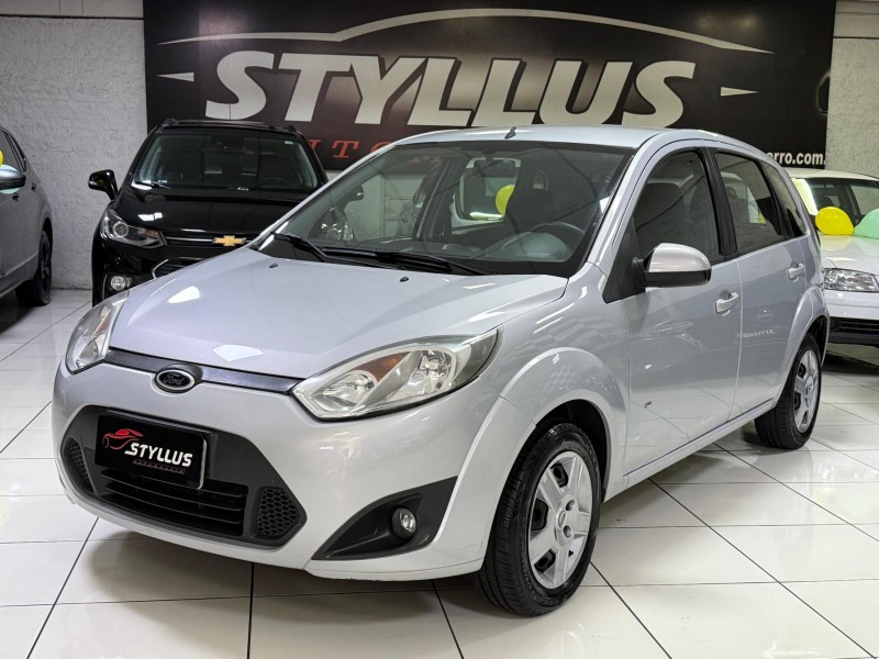 fiesta 1.6 se hatch 16v flex 4p manual 2014 estancia velha