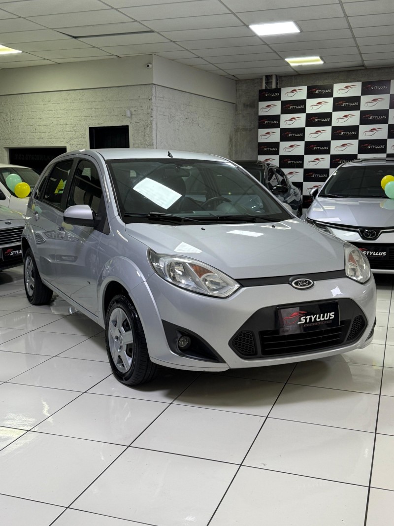 FIESTA 1.6 SE HATCH 16V FLEX 4P MANUAL - 2014 - ESTâNCIA VELHA