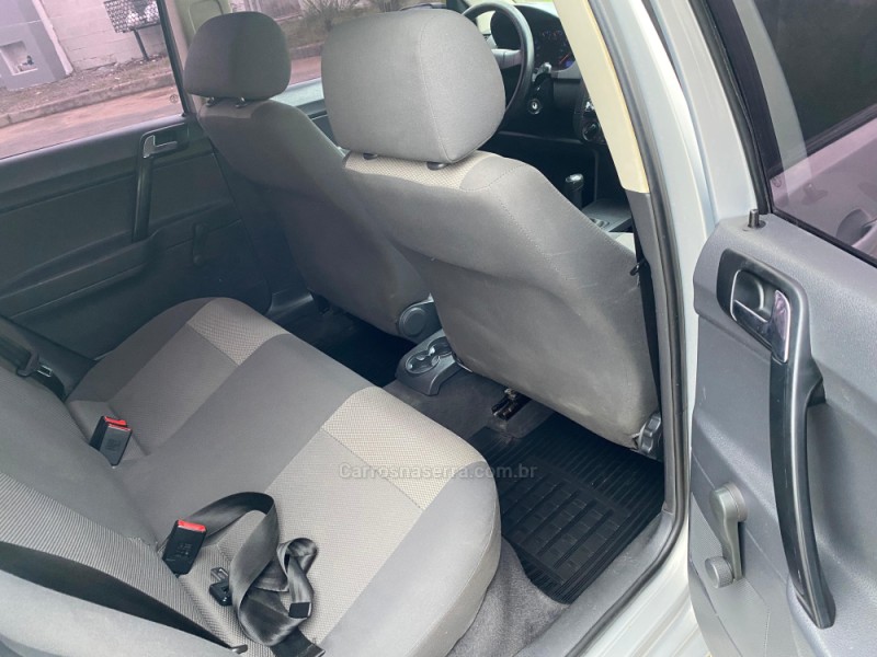 POLO 1.6 MI 8V GASOLINA 4P MANUAL - 2007 - CAXIAS DO SUL