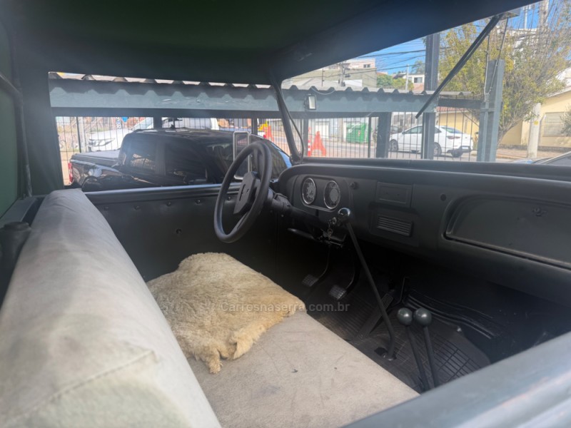 C10 3.8 CD GASOLINA 2P MANUAL - 1970 - CAXIAS DO SUL