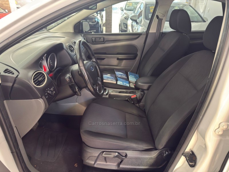 FOCUS 2.0 GLX SEDAN 16V FLEX 4P AUTOMÁTICO - 2013 - NOVA BASSANO