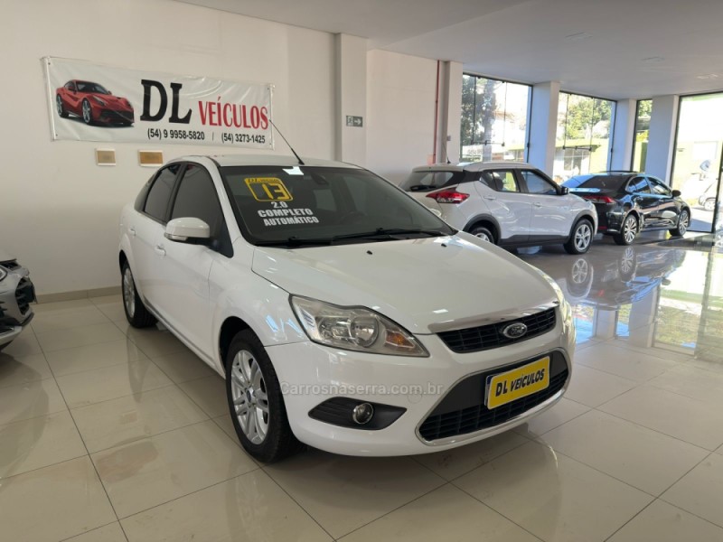 FOCUS 2.0 GLX SEDAN 16V FLEX 4P AUTOMÁTICO - 2013 - NOVA BASSANO