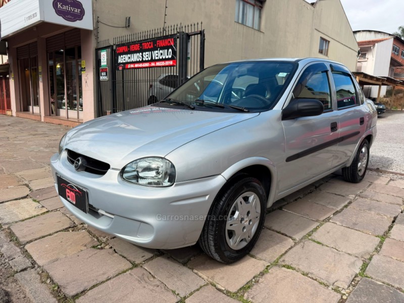 CORSA 1.6 MPFI CLASSIC SEDAN 8V GASOLINA 4P MANUAL - 2003 - CAXIAS DO SUL