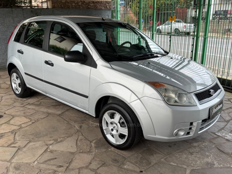 fiesta 1.0 rocam hatch 8v flex 4p manual 2008 caxias do sul
