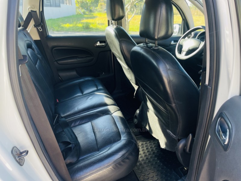 C3 AIRCROSS 1.6 GLX 16V FLEX 4P MANUAL - 2015 - BENTO GONçALVES