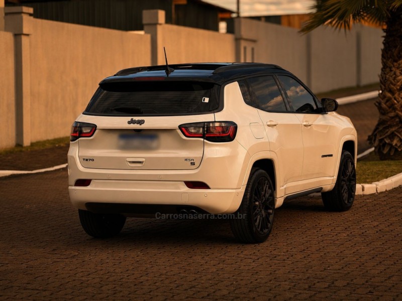 COMPASS 1.3 SERIE S T270 16V TURBO FLEX 4P AUTOMÁTICO - 2023 - LAJEADO