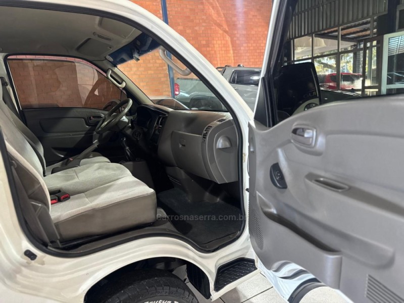 HR 2.5 TCI HD LONGO COM CAÇAMBA 4X2 8V 94CV TURBO INTERCOOLER DIESEL 2P MANUAL - 2008 - NOVO HAMBURGO