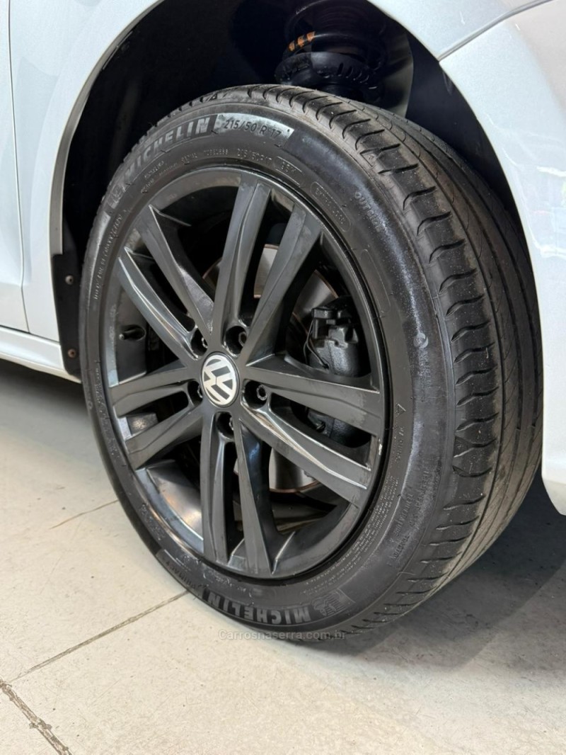JETTA 2.0 TSI HIGHLINE 200CV GASOLINA 4P TIPTRONIC - 2015 - CAXIAS DO SUL