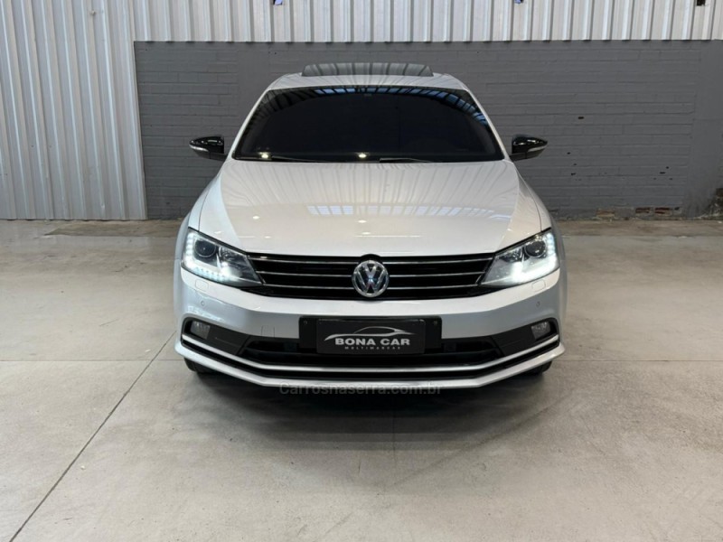 JETTA 2.0 TSI HIGHLINE 200CV GASOLINA 4P TIPTRONIC - 2015 - CAXIAS DO SUL