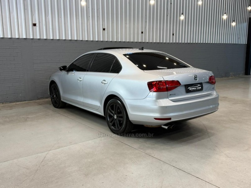 JETTA 2.0 TSI HIGHLINE 200CV GASOLINA 4P TIPTRONIC - 2015 - CAXIAS DO SUL