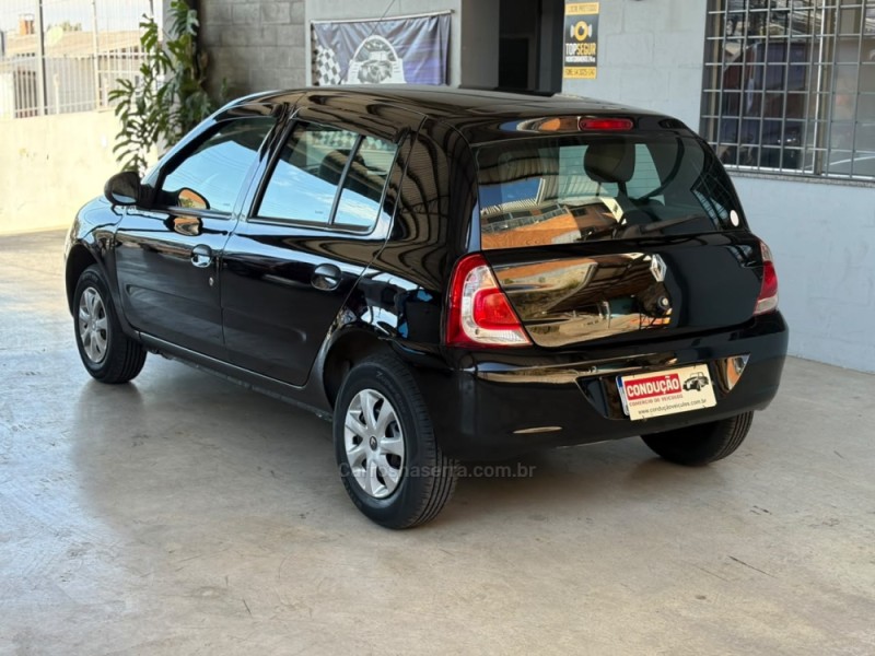 CLIO 1.0 EXPRESSION 16V FLEX 4P MANUAL - 2015 - CAXIAS DO SUL