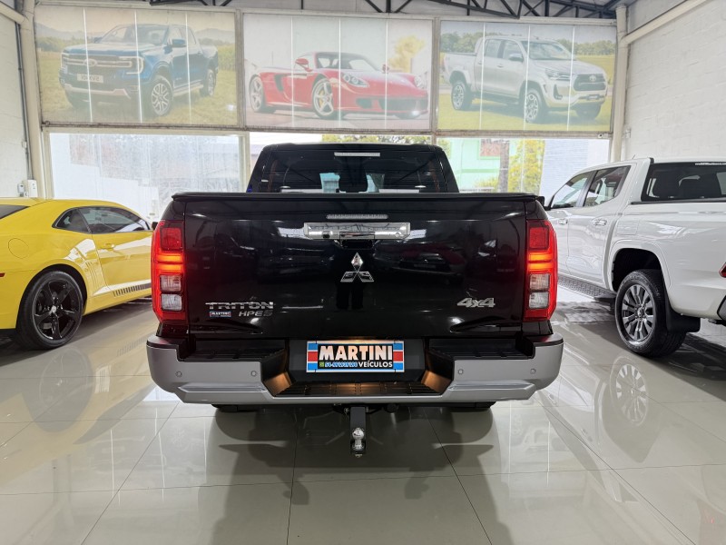 TRITON 2.4 HPE-S 4X4 CD TURBO 16V DIESEL 4P AUTOMÁTICO - 2026 - CAXIAS DO SUL