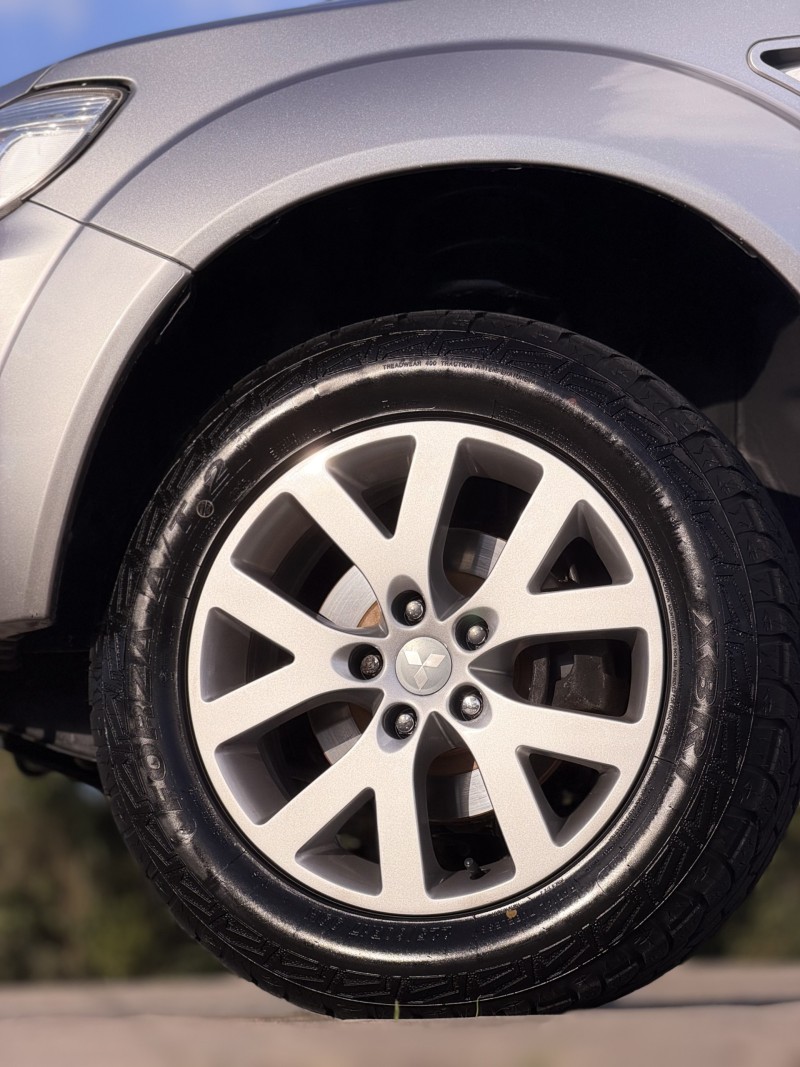PAJERO TR4 2.0 4X4 16V 131CV GASOLINA 4P AUTOMÁTICO - 2012 - ANTôNIO PRADO