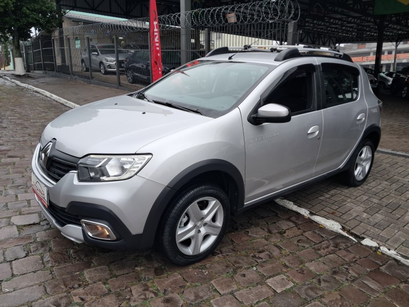 sandero 1.6 stepway 16v flex 4p manual 2022 caxias do sul
