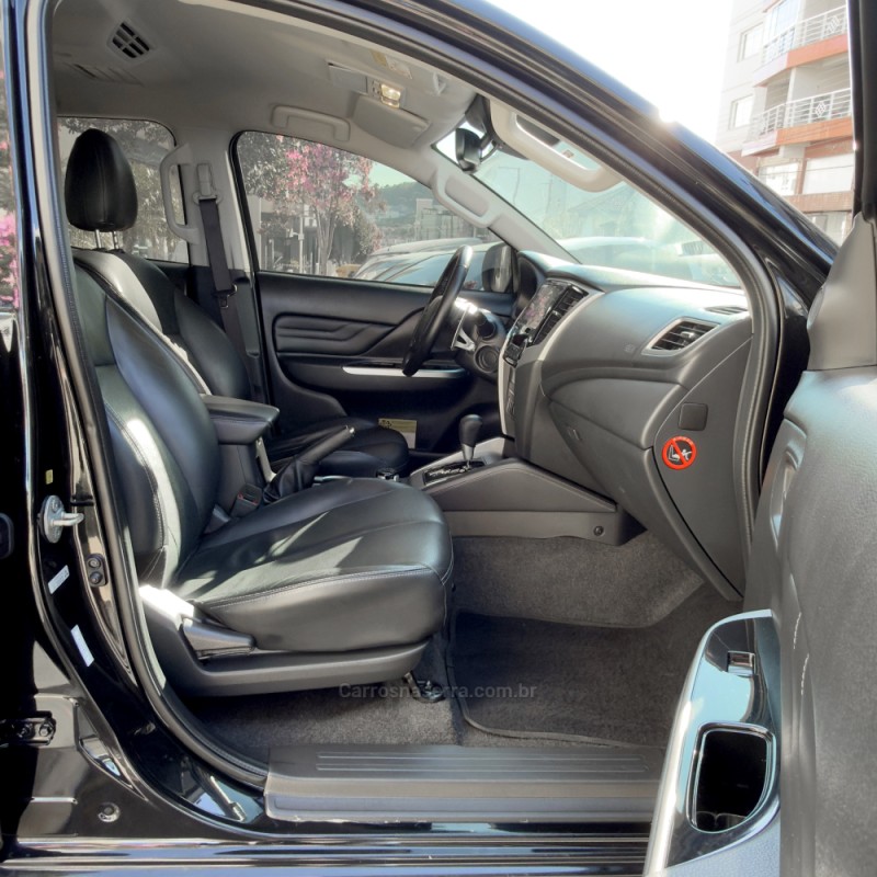L200 TRITON 2.4 HPE-S SPORT 4X4 CD 16V DIESEL 4P AUTOMÁTICO - 2023 - FLORES DA CUNHA