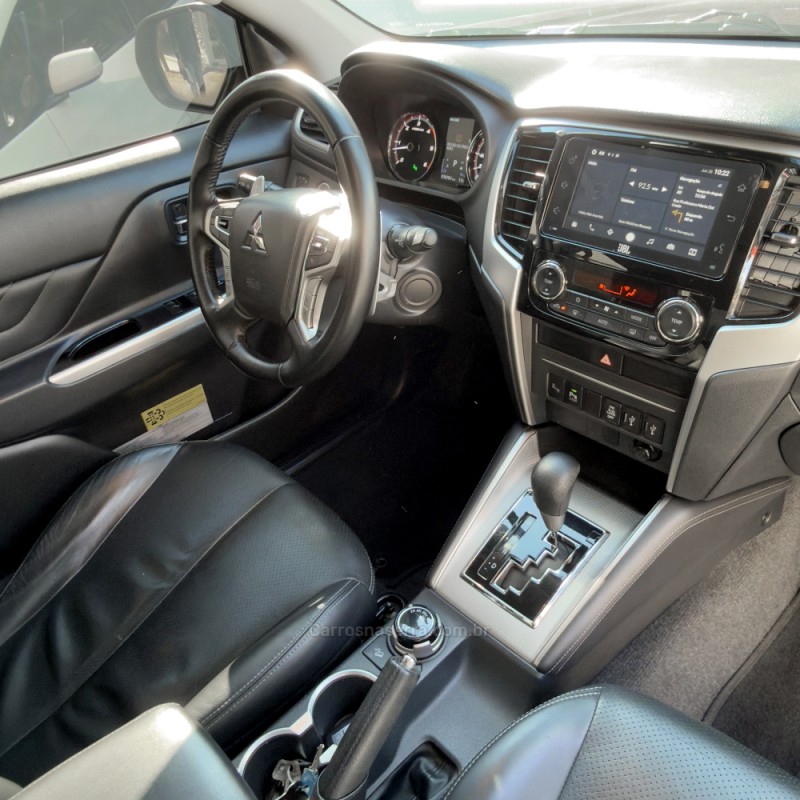 L200 TRITON 2.4 HPE-S SPORT 4X4 CD 16V DIESEL 4P AUTOMÁTICO - 2023 - FLORES DA CUNHA
