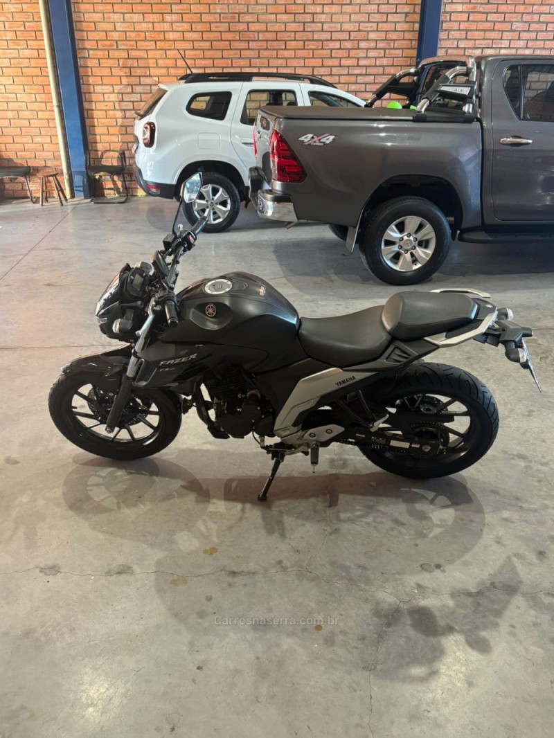 FAZER FZ25 ABS - 2023 - BENTO GONçALVES