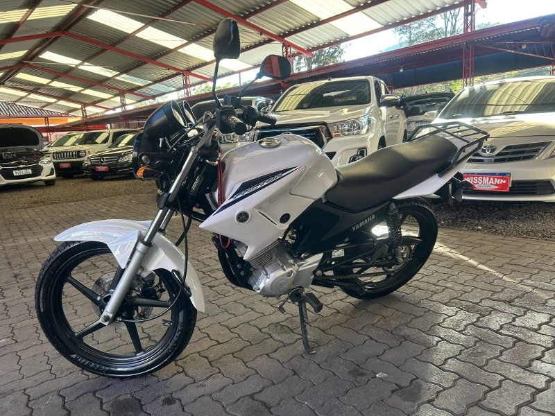 FACTOR YBR 125 ED - 2015 - TRêS COROAS