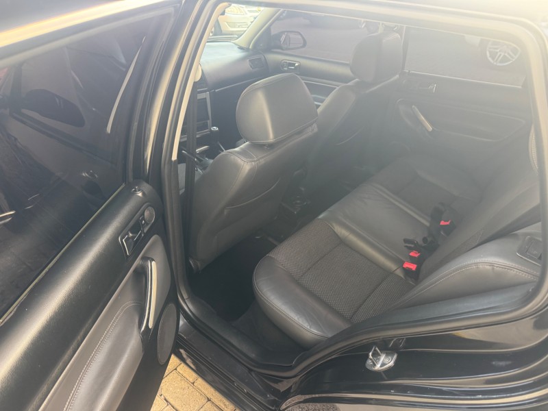 GOLF 1.6 MI SPORTLINE 8V FLEX 4P MANUAL - 2010 - CAXIAS DO SUL