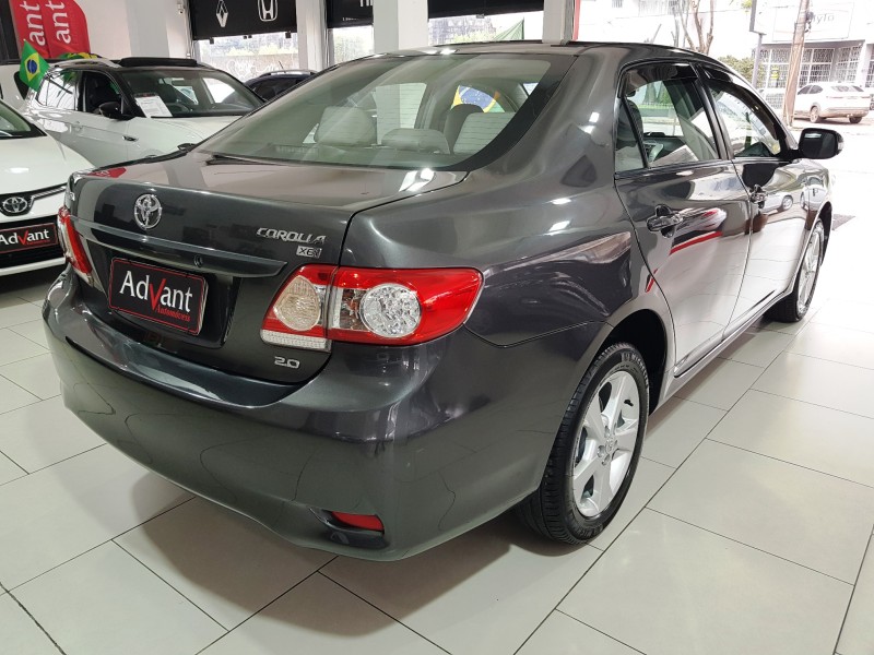 COROLLA 2.0 XEI 16V FLEX 4P AUTOMÁTICO - 2014 - CAXIAS DO SUL