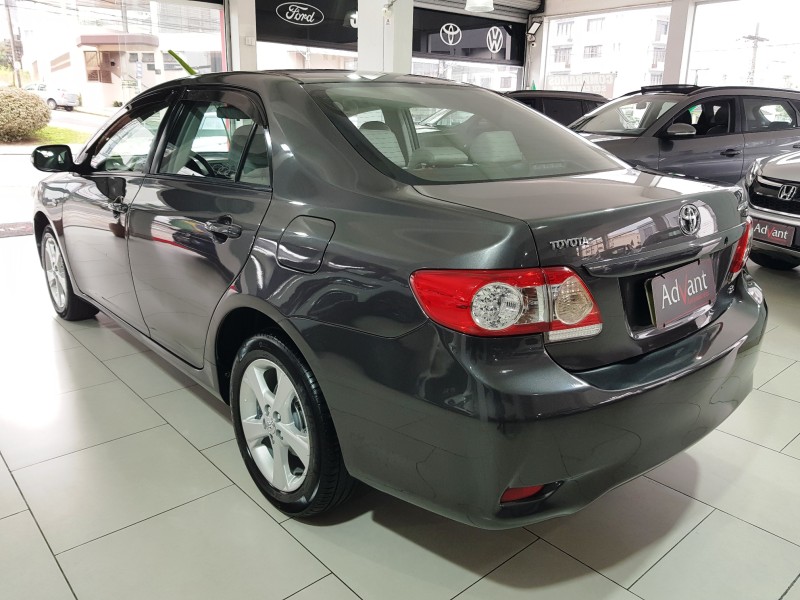 COROLLA 2.0 XEI 16V FLEX 4P AUTOMÁTICO - 2014 - CAXIAS DO SUL