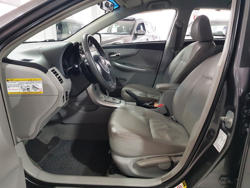 COROLLA 2.0 XEI 16V FLEX 4P AUTOMÁTICO - 2014 - CAXIAS DO SUL