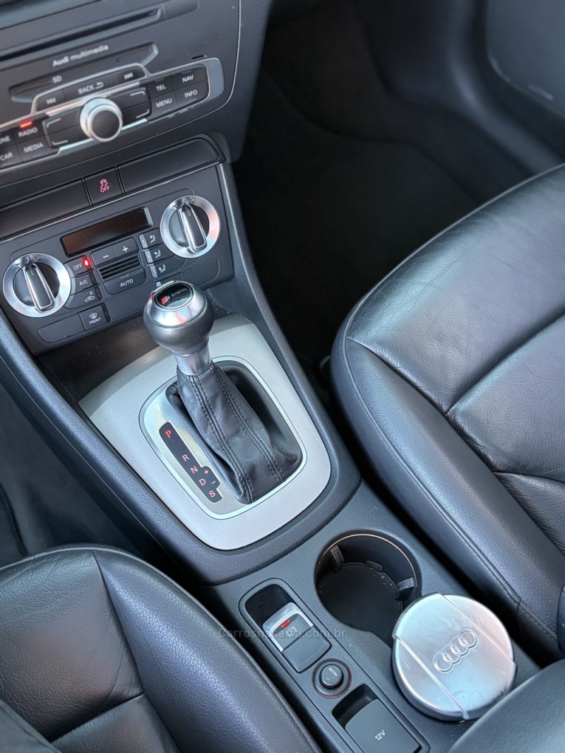 Q3 2.0 TFSI AMBIENTE QUATTRO 4P GASOLINA S TRONIC - 2014 - FLORES DA CUNHA