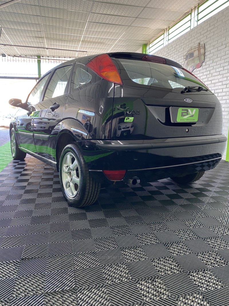 FOCUS 1.6 8V FLEX 4P MANUAL - 2007 - VACARIA
