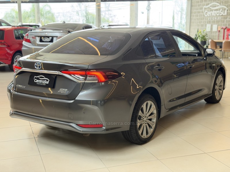 COROLLA 1.8 ALTIS 16V HÍBRIDO 4P AUTOMÁTICO - 2023 - CARLOS BARBOSA