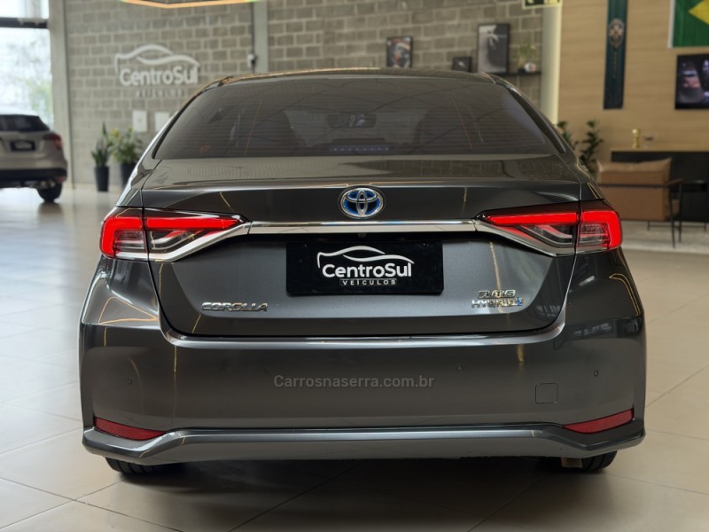 COROLLA 1.8 ALTIS 16V HÍBRIDO 4P AUTOMÁTICO - 2023 - CARLOS BARBOSA