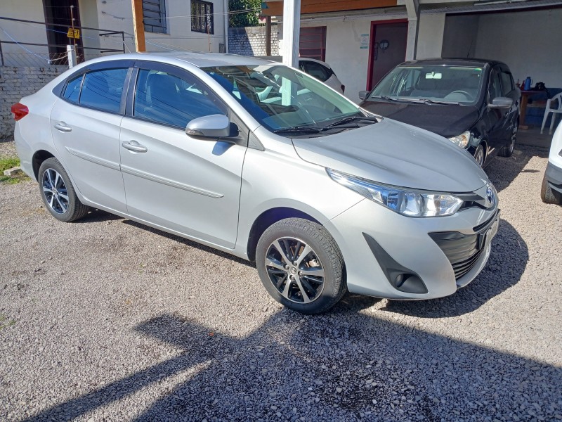 yaris 1.5 xs sedan 16v flex 4p automatico 2019 caxias do sul