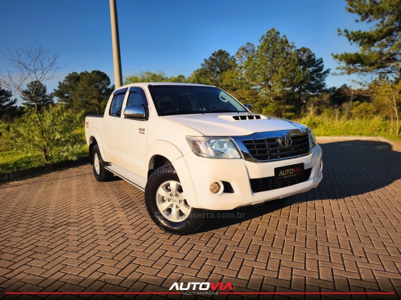 HILUX 3.0 SRV 4X4 CD 16V TURBO INTERCOOLER DIESEL 4P AUTOMÁTICO - 2015 - SAPIRANGA