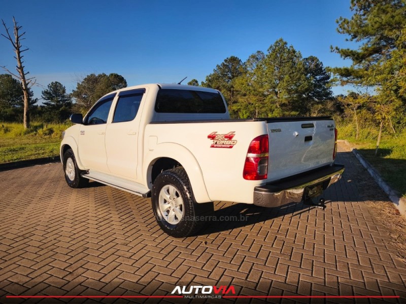 HILUX 3.0 SRV 4X4 CD 16V TURBO INTERCOOLER DIESEL 4P AUTOMÁTICO - 2015 - SAPIRANGA