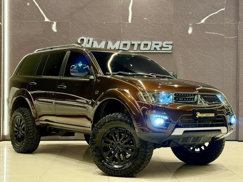 PAJERO DAKAR 3.2 HPE S 4X4 7 LUGARES 16V TURBO INTERCOOLER DIESEL 4P AUTOMÁTICO - 2015 - CAXIAS DO SUL