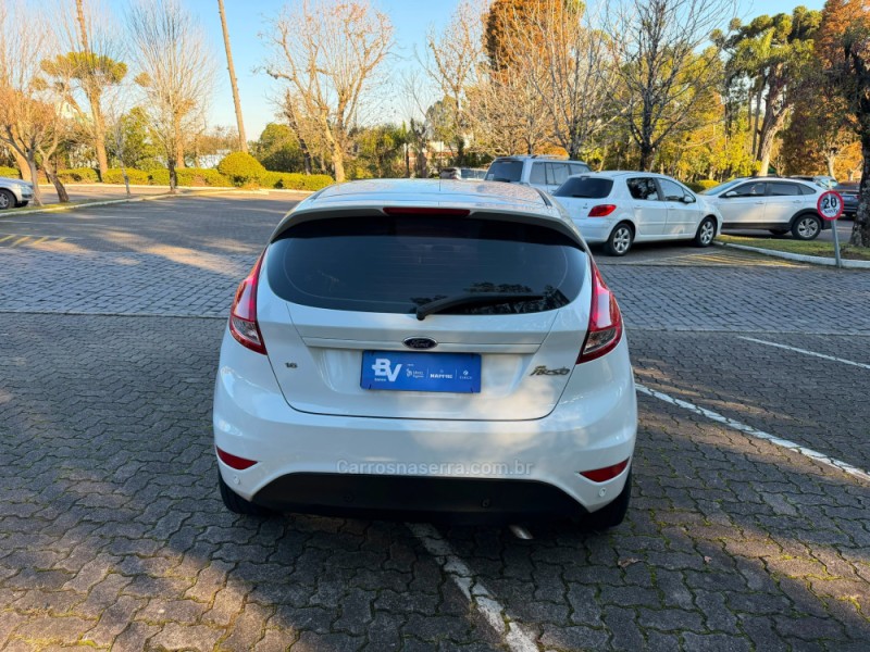FIESTA 1.6 SEL HATCH 16V FLEX 4P AUTOMÁTICO - 2017 - CAXIAS DO SUL