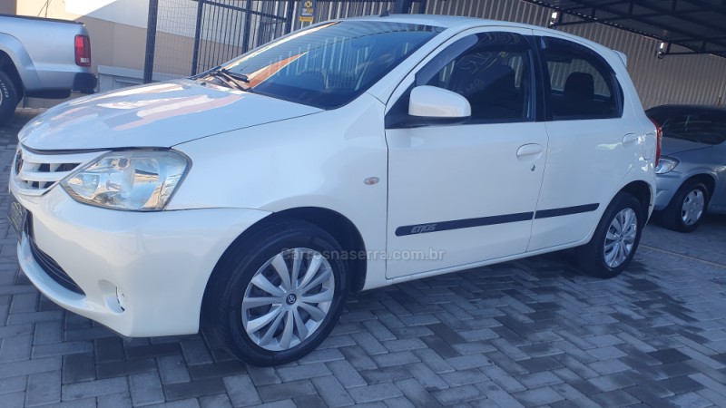 ETIOS 1.3 X 16V FLEX 4P MANUAL - 2016 - CAXIAS DO SUL