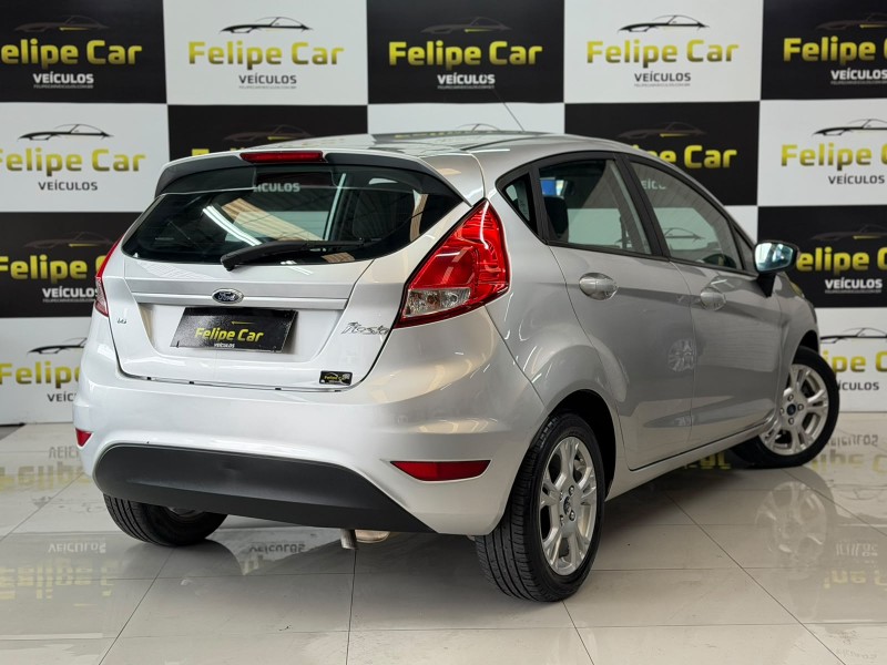 FIESTA 1.6 SE HATCH 16V FLEX 4P MANUAL - 2014 - CAXIAS DO SUL