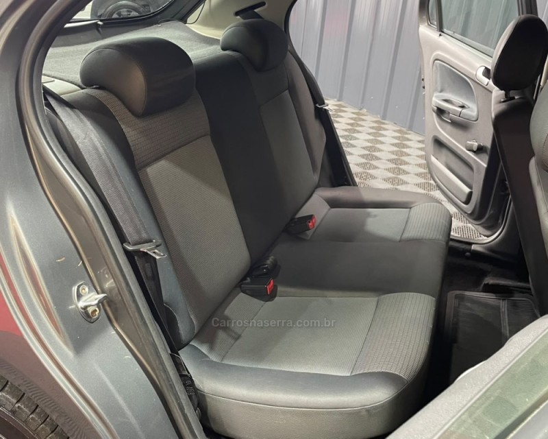 GOL 1.0 MI 8V FLEX 4P MANUAL G.V - 2013 - VACARIA