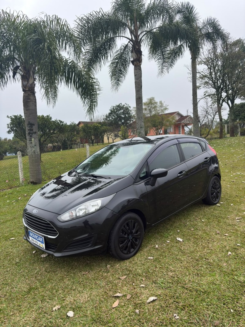 fiesta 1.5 s hatch 16v flex 4p manual 2014 farroupilha