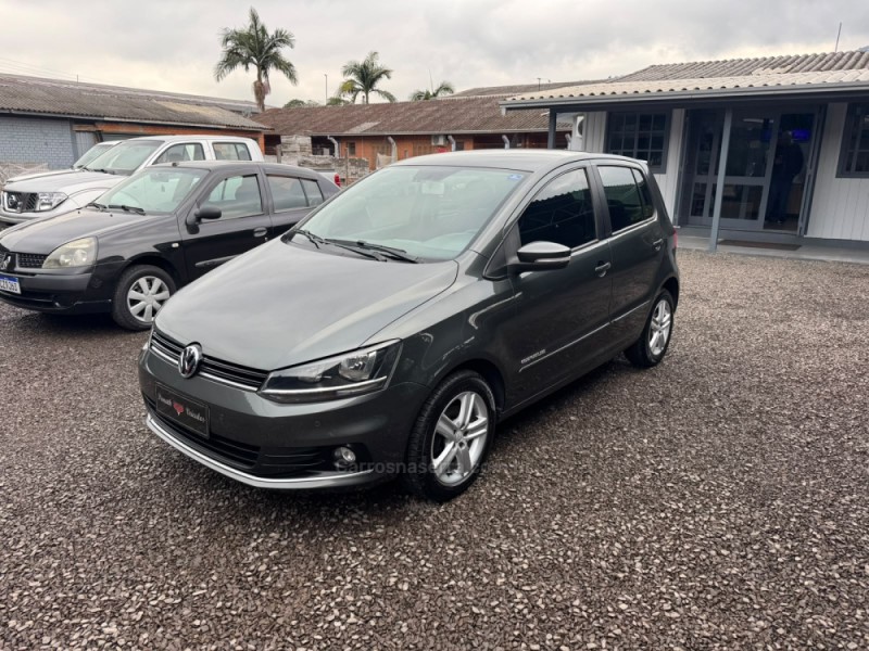 fox 1.6 mi 8v flex 4p automatizado 2015 igrejinha