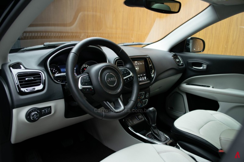 COMPASS 2.0 16V FLEX LIMITED AUTOMÁTICO - 2018 - GARIBALDI