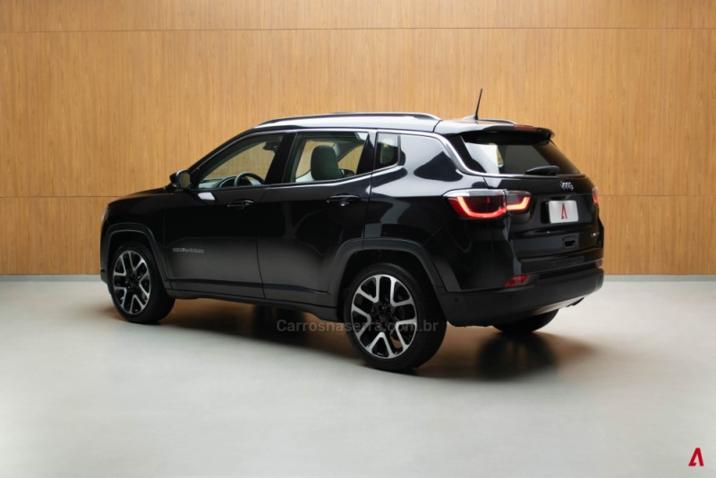 COMPASS 2.0 16V FLEX LIMITED AUTOMÁTICO - 2018 - GARIBALDI