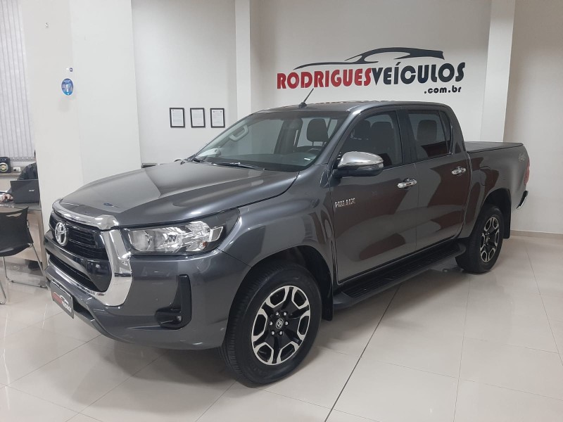 HILUX 2.8 SRV 4X4 CD 16V DIESEL 4P AUTOMÁTICO - 2022 - CAXIAS DO SUL