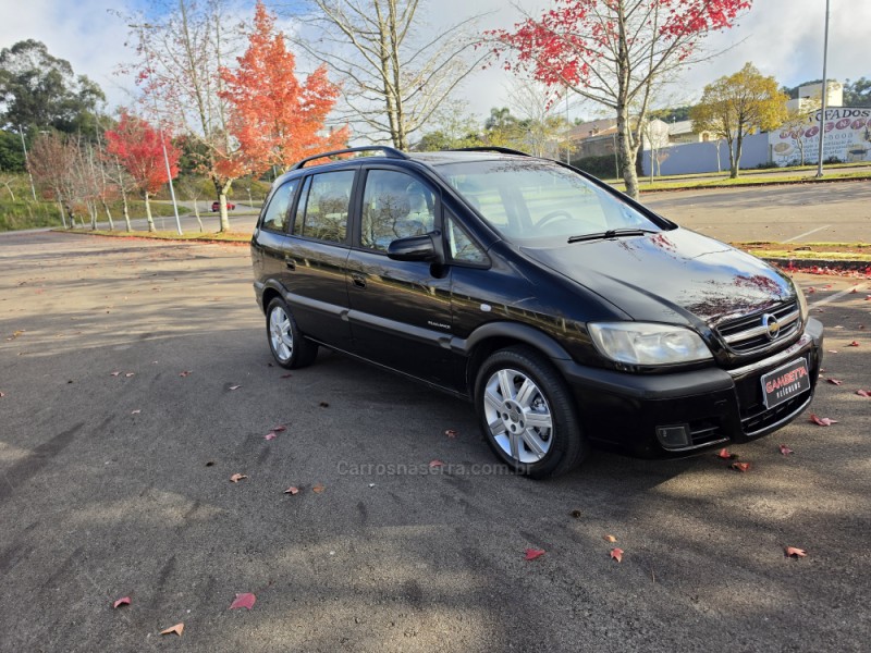 ZAFIRA 2.0 MPFI ELEGANCE 16V GASOLINA 4P AUTOMÁTICO