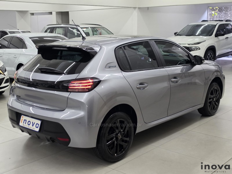 208 1.0 STYLE FLEX 6V 4P MANUAL - 2025 - NOVO HAMBURGO