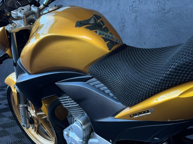 CB 300R ABS - 2011 - CAXIAS DO SUL